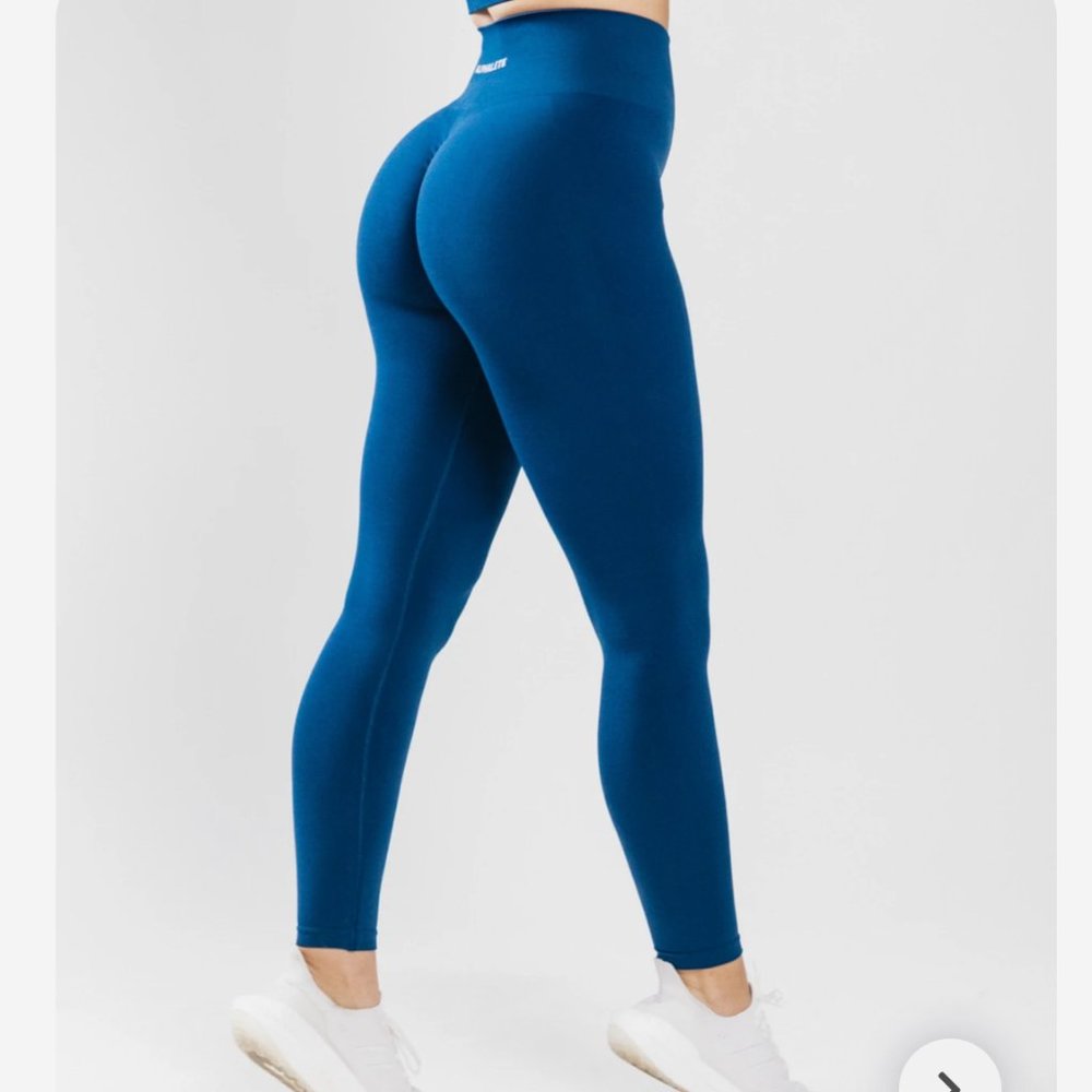 NEW IN BAG Alphalete Amplify Leggings